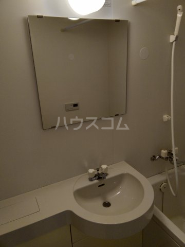 18/30 洗面