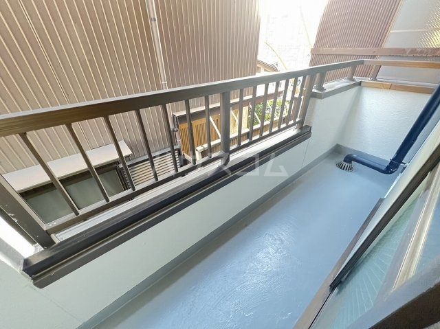 18/22 バルコニー