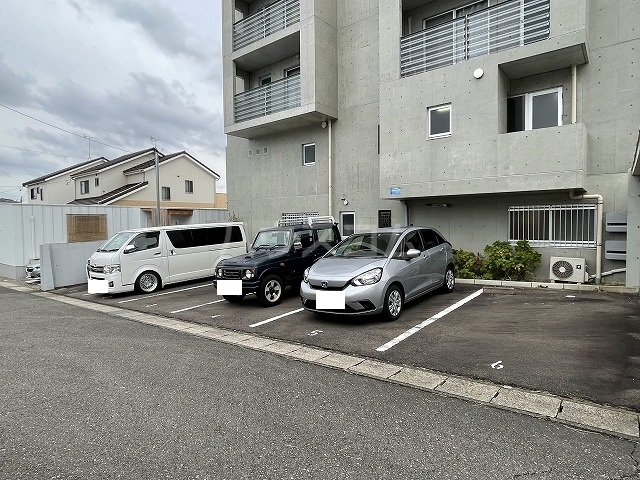 29/30 駐車場
