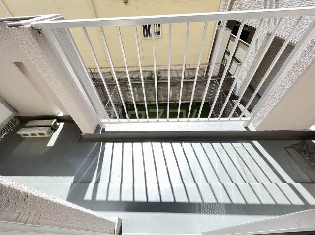 17/30 バルコニー