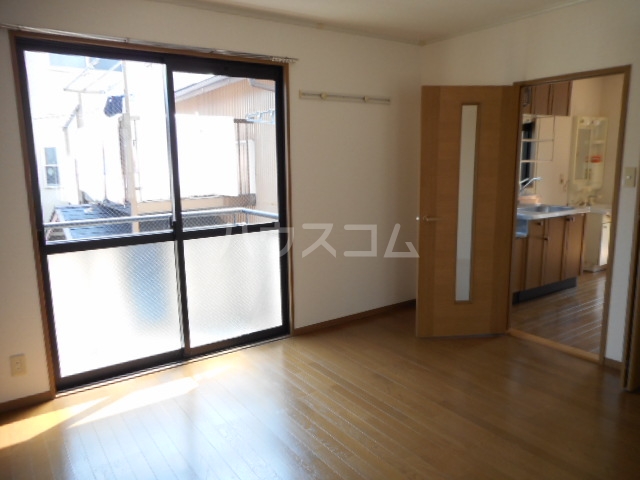 13/19 バルコニー