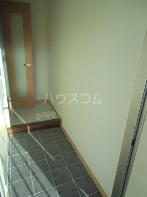13/30 玄関
