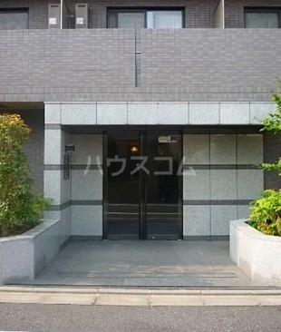 14/17 エントランス