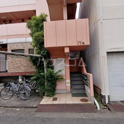 20/29 エントランス