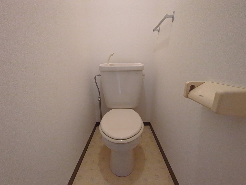 16/30 トイレ