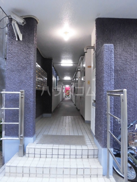 21/29 エントランス