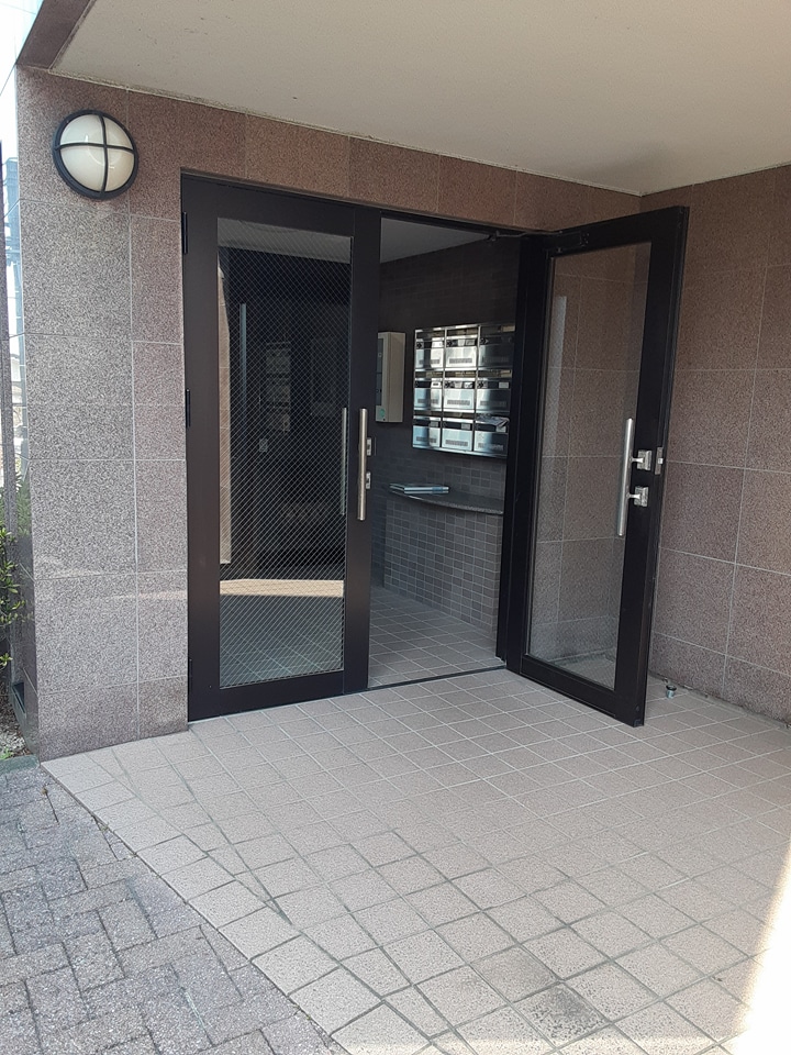 2/11 エントランス