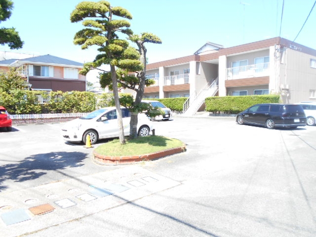 2/10 駐車場