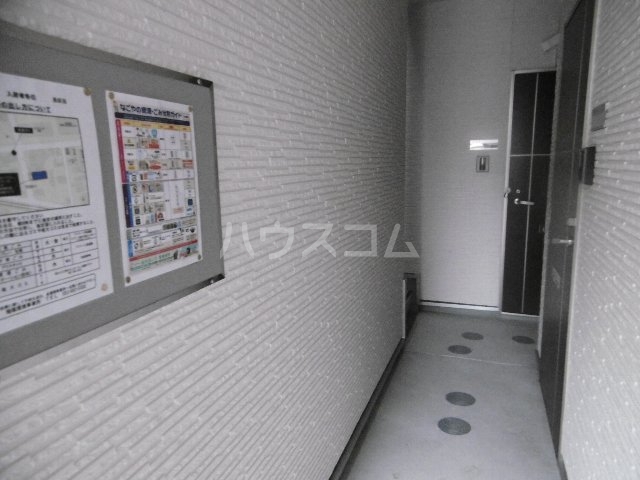 29/30 エントランス