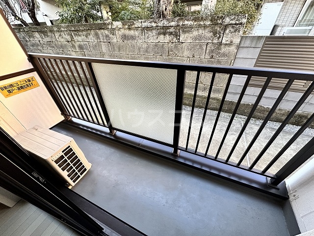 15/28 バルコニー