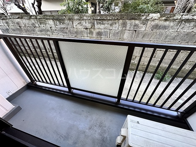 15/28 バルコニー