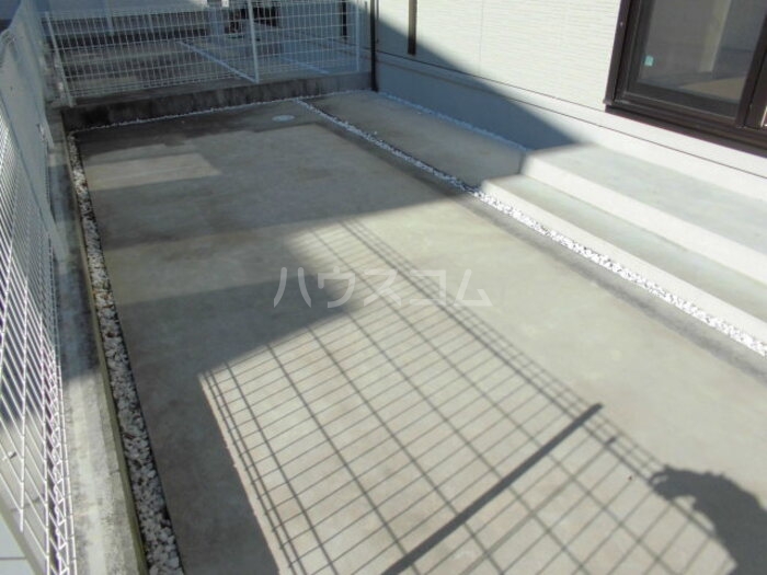 21/30 バルコニー