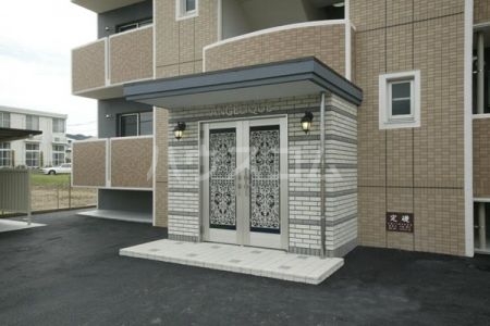 2/5 エントランス