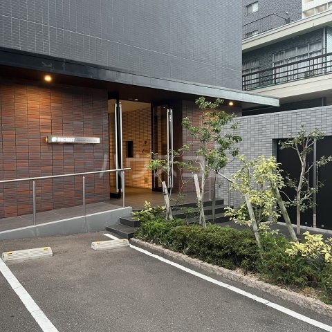 14/17 エントランス