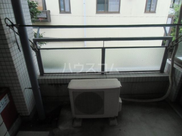 22/27 バルコニー