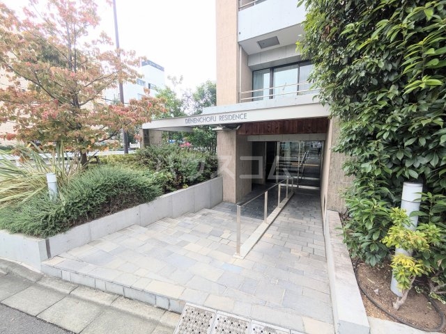 3/6 エントランス