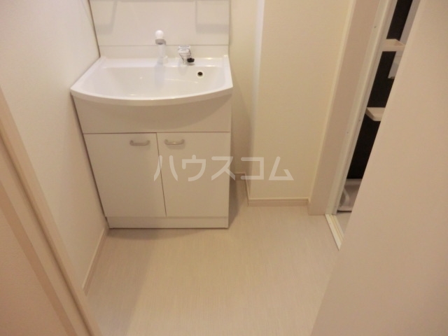 13/30 洗面