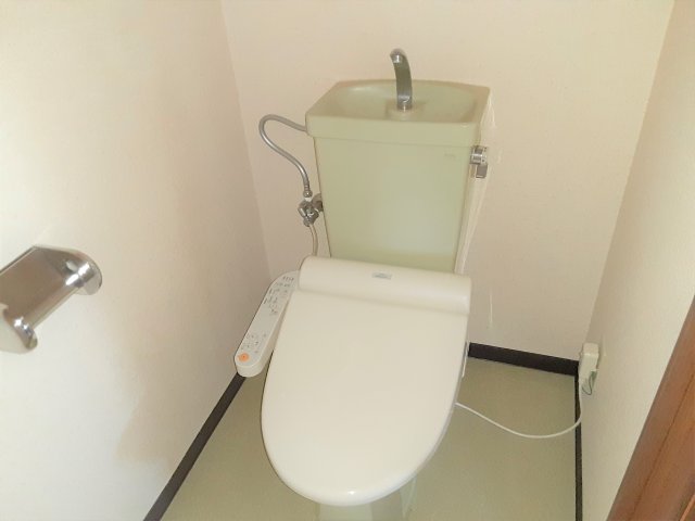 16/30 トイレ