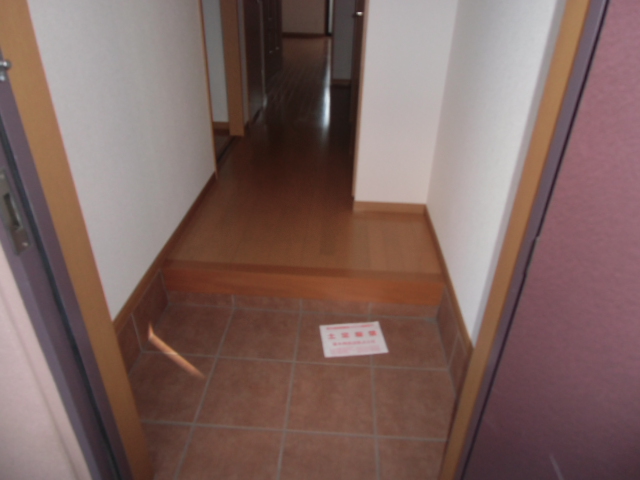 13/30 玄関