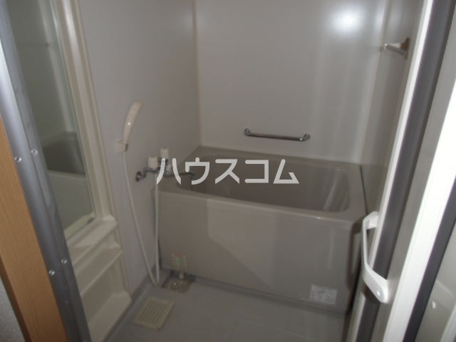 16/30 浴室
