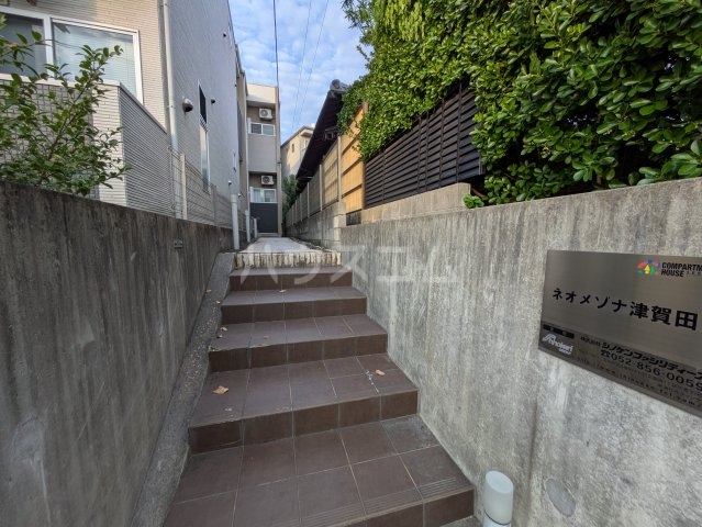 20/26 エントランス