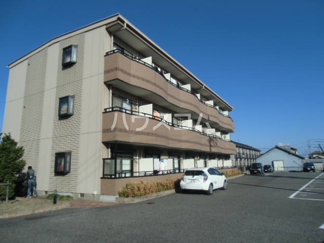 コスモなかねの外観