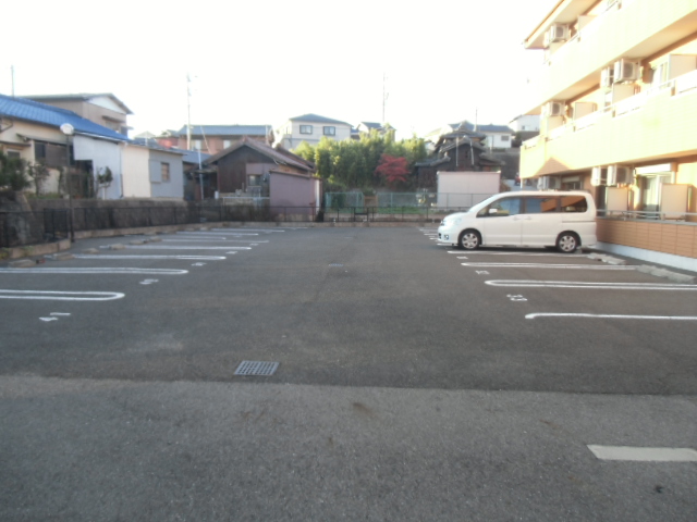 21/30 駐車場