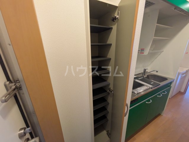収納