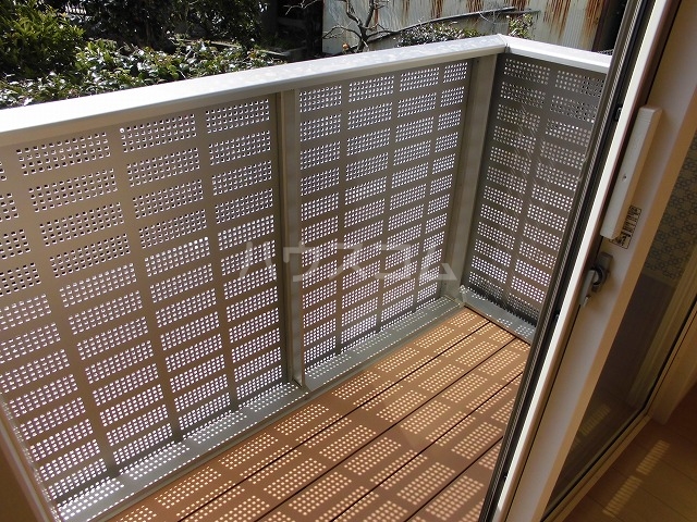 21/30 バルコニー