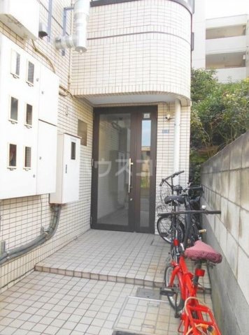 15/20 エントランス