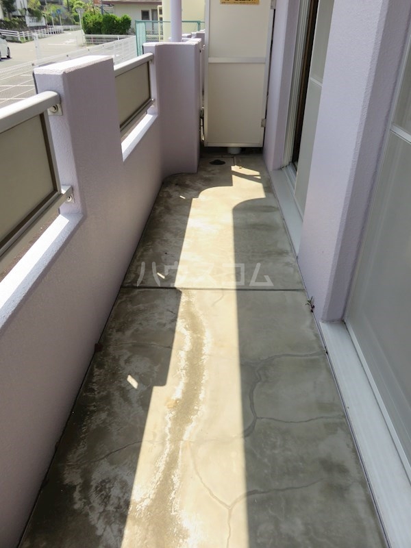 15/28 バルコニー