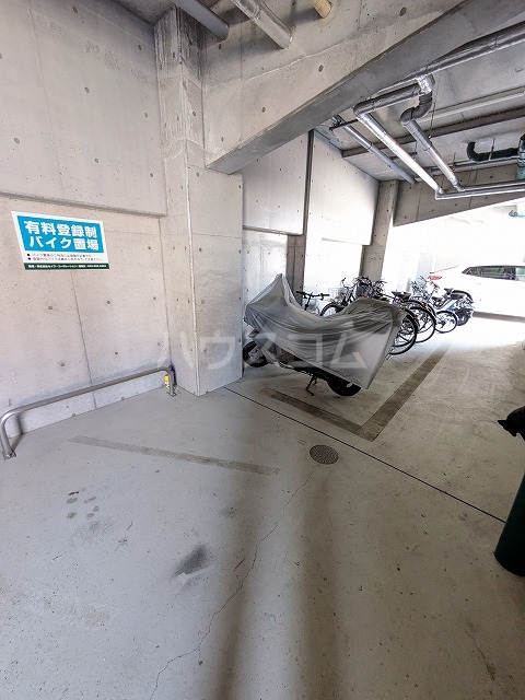 4/7 駐車場