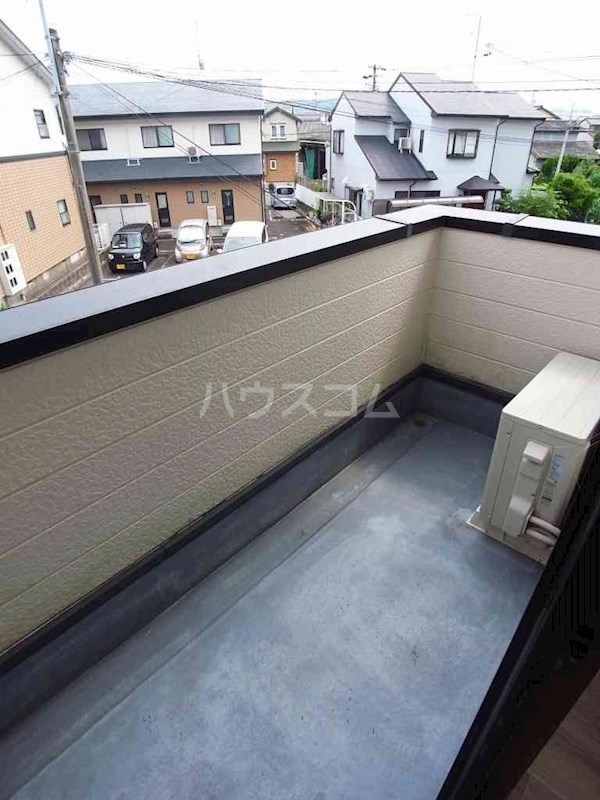 14/27 バルコニー