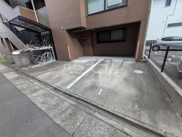 19/30 駐車場