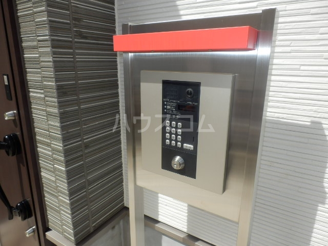 2/4 エントランス