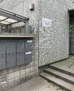 26/30 エントランス