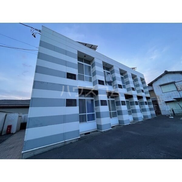 14/16 エントランス