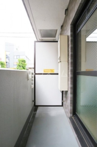 20/30 バルコニー