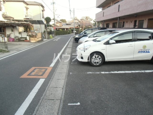 26/30 駐車場