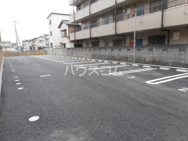 17/26 駐車場