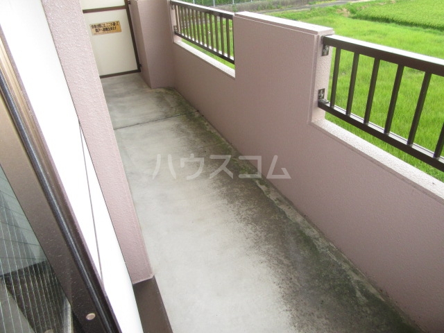 13/23 バルコニー