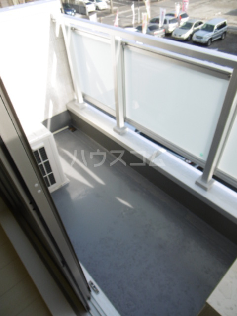 20/30 バルコニー