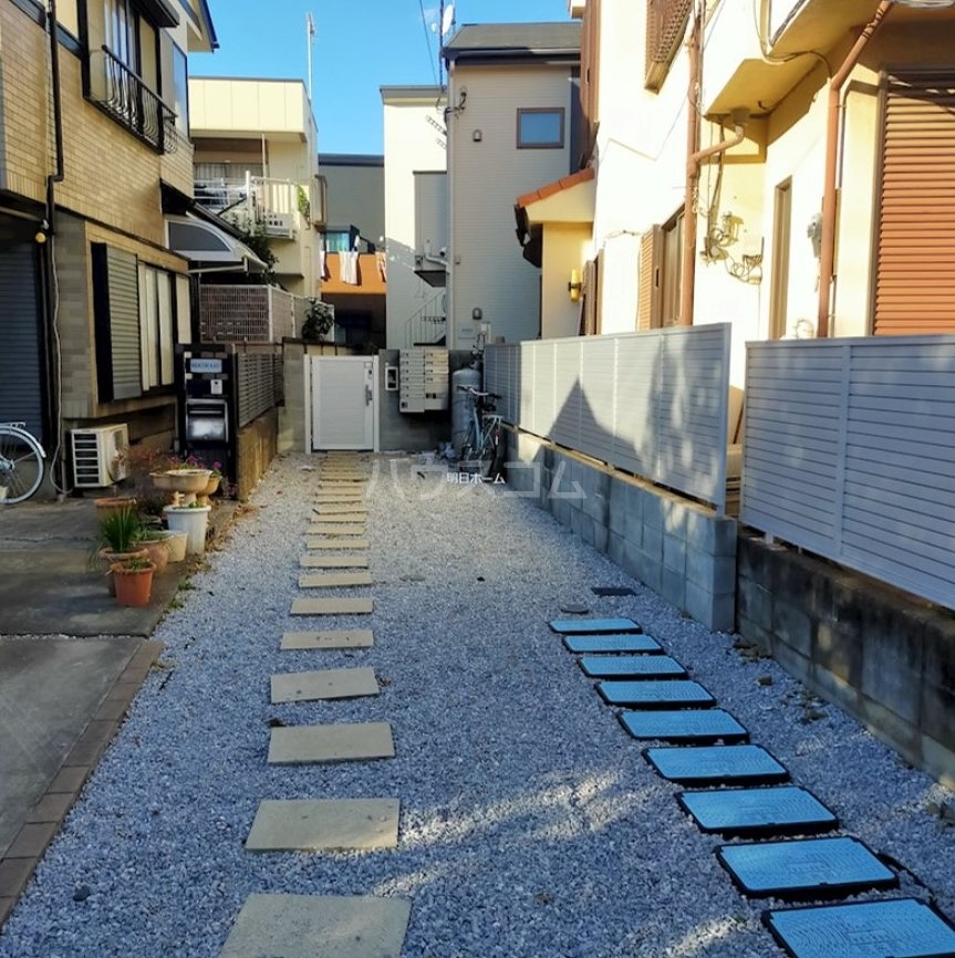 15/20 エントランス