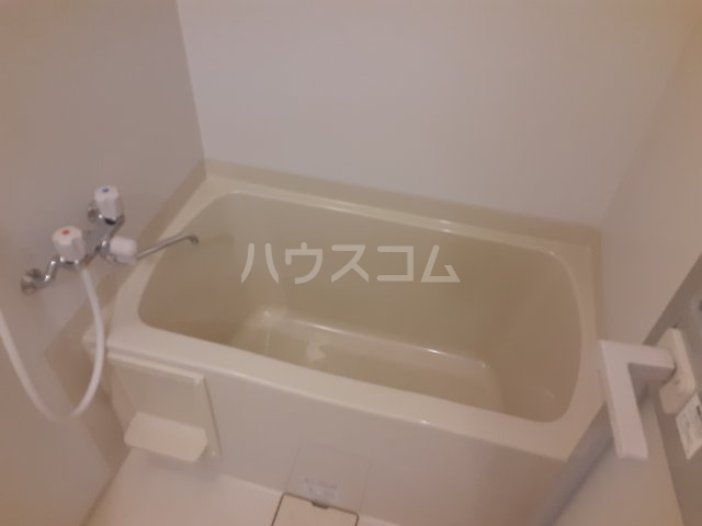 14/30 浴室