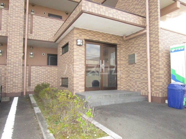 21/24 エントランス