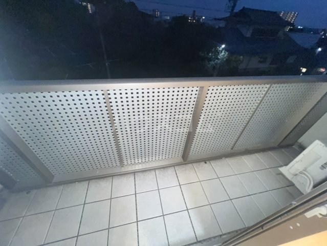 19/30 バルコニー