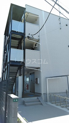 24/30 エントランス