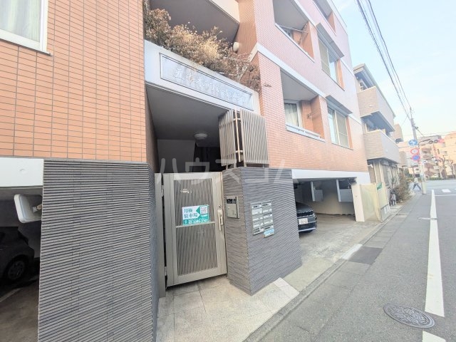 21/24 エントランス