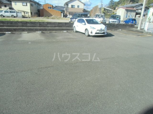 3/7 駐車場