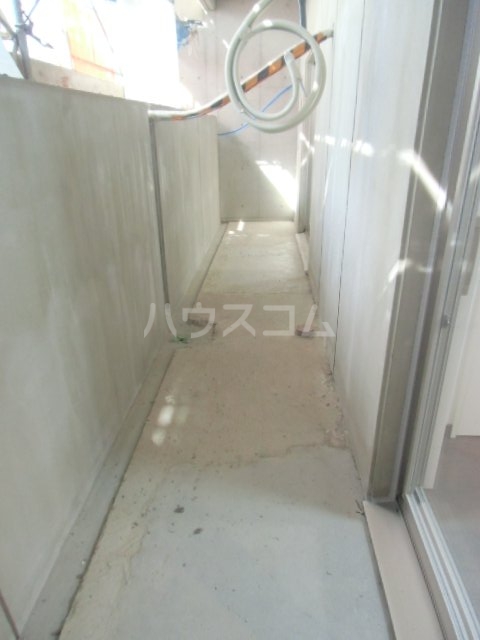 20/30 バルコニー